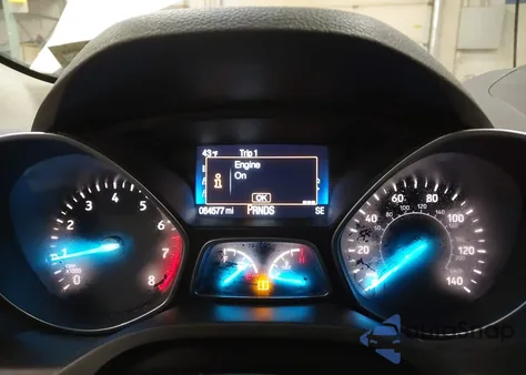 2017 Ford Escape S z USA, uszkodzony, nr VIN 1FMCU0F76HUB71065